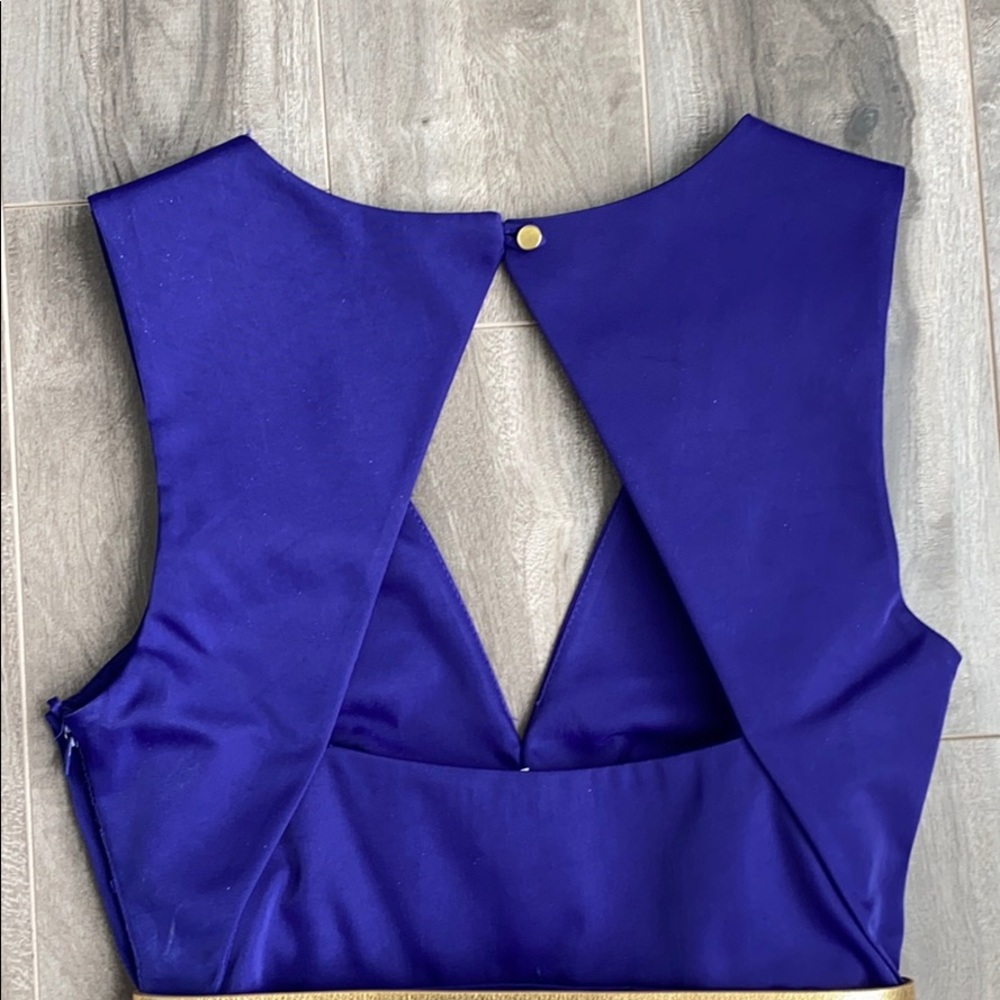 Women’s H&M v-neck open back formal dress - Picture 2 of 6